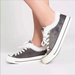 Pj Salvage Gray Velour w/ Faux Fur Sneakers Size 6